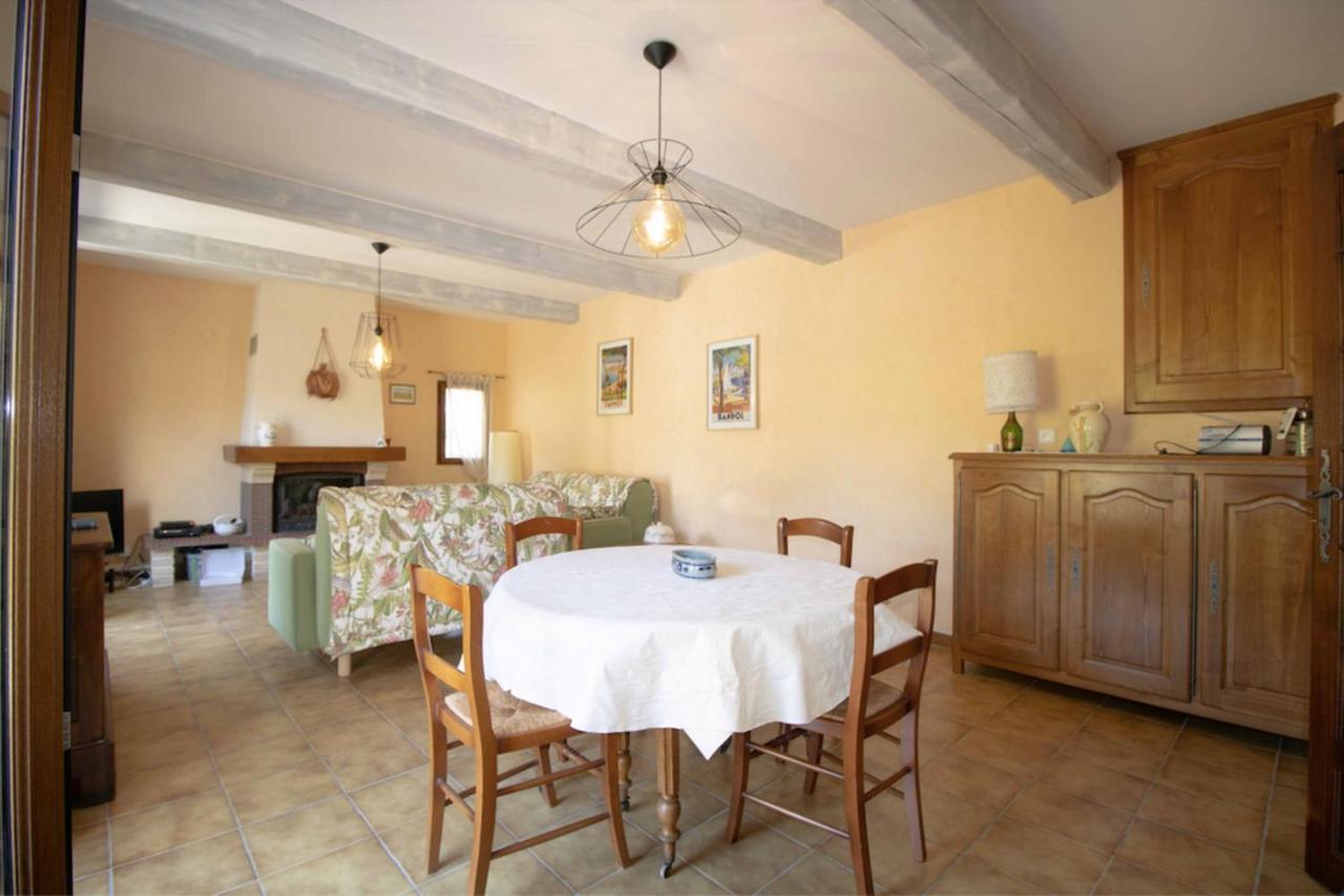 Large Spacious House In Fréjus Eksteriør billede