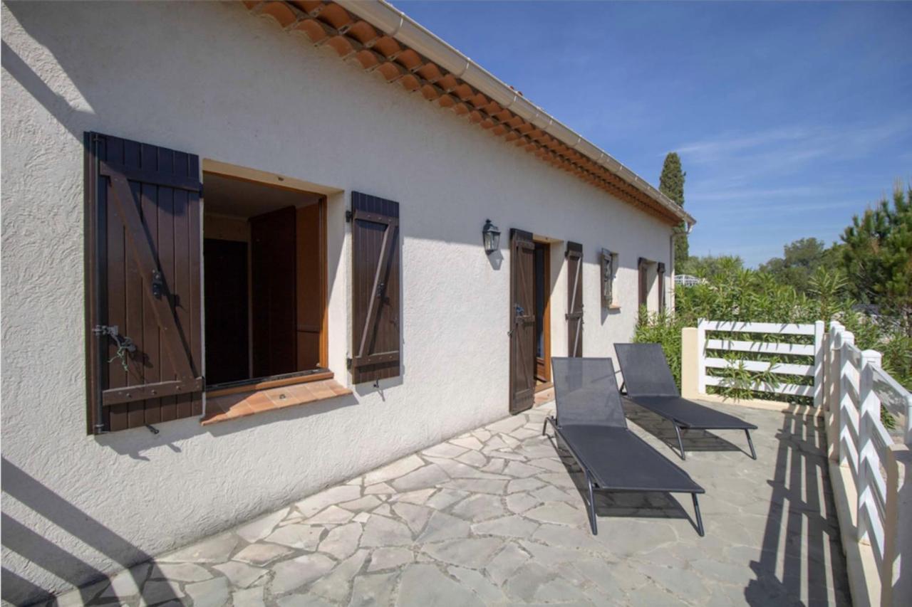Large Spacious House In Fréjus Eksteriør billede